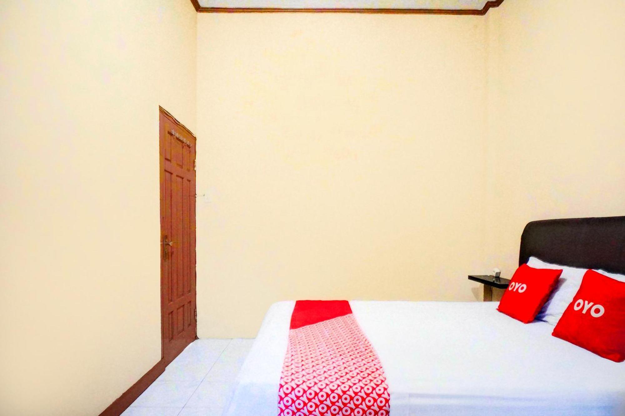 Hotel Collection O Darussalam Near Universitas Syiah Kuala Formerly Meurah Mulia