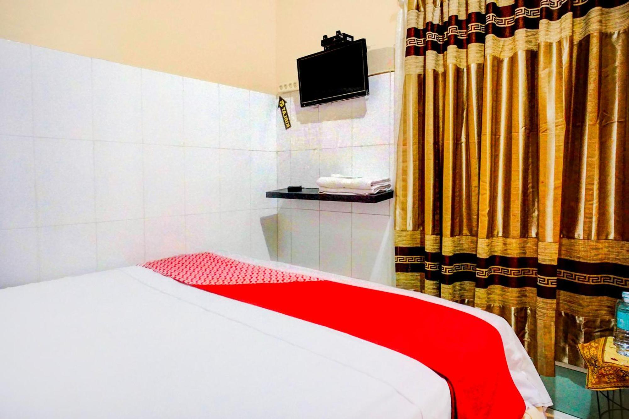 Hotel Collection O Darussalam Near Universitas Syiah Kuala Formerly Meurah Mulia *